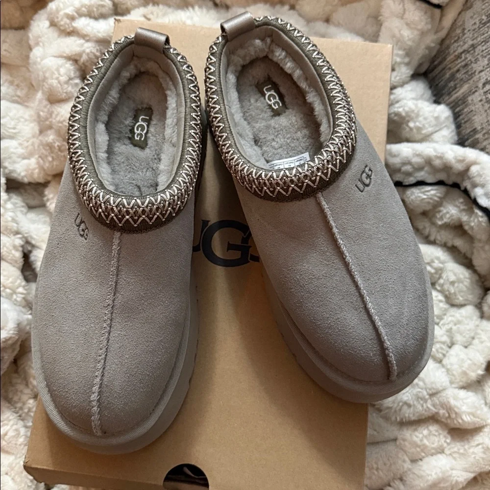 UGG Tazz II in Rich Brown - Picture 2 of 6